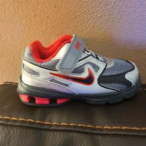 Nike REAX Kids Athletic Sneakers